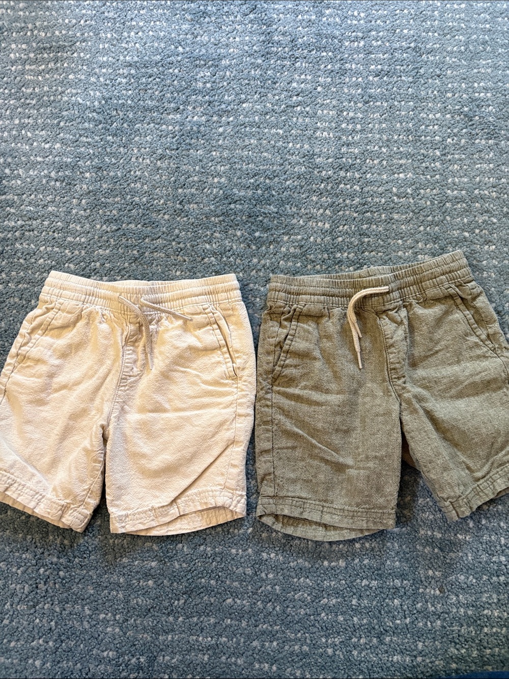 Old Navy Boys 4T Dock Shorts Bundle - Navy, Tan, Cream, Khaki, Olive - Picture 4 of 6